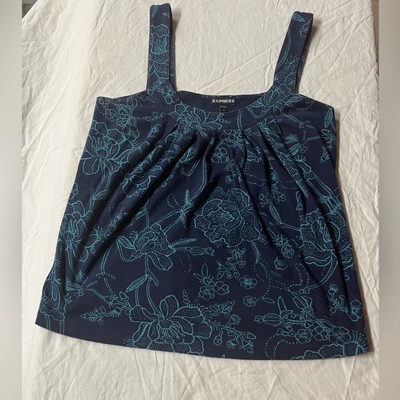 Express dark blue floral sleeveless top. Size Small. - Picture 7 of 8